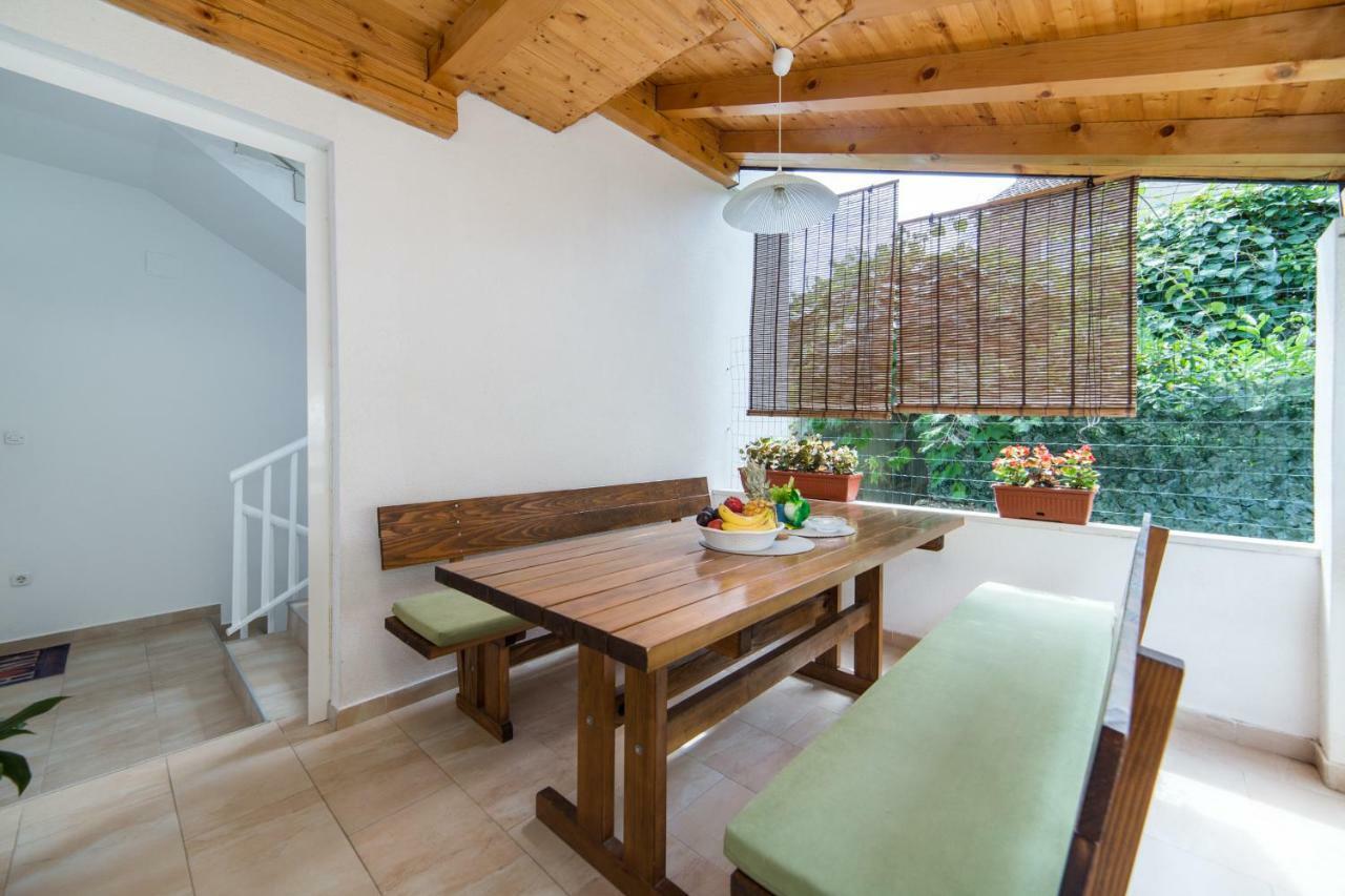 Studio Apartment Finta Rogotin Exterior photo